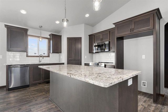 8308 MARLO AVENUE, Neenah, WI 54956