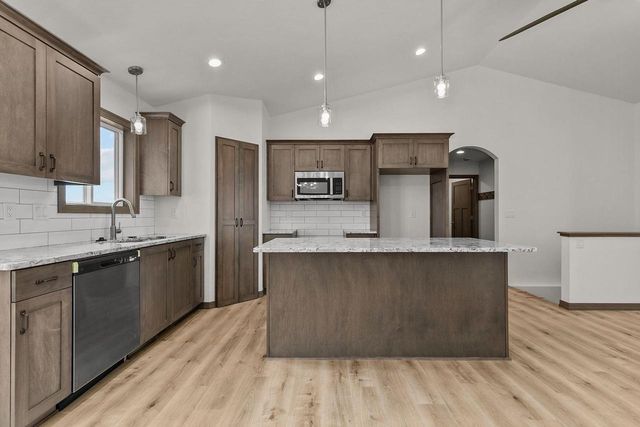 8308 MARLO AVENUE, Neenah, WI 54956