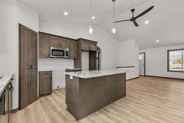 8308 MARLO AVENUE, Neenah, WI 54956