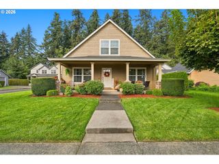 2011 N REDWOOD St, Canby, OR 97013