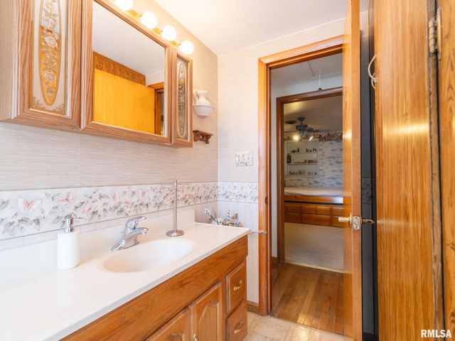 118 S PEKIN Lane, Hanna City, IL 61536