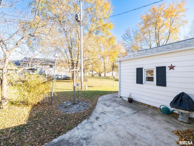 118 S PEKIN Lane, Hanna City, IL 61536