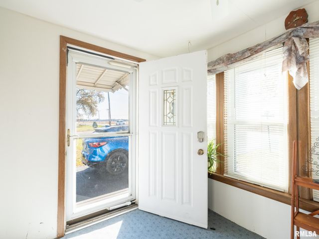 118 S PEKIN Lane, Hanna City, IL 61536