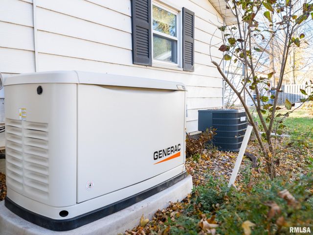 118 S PEKIN Lane, Hanna City, IL 61536