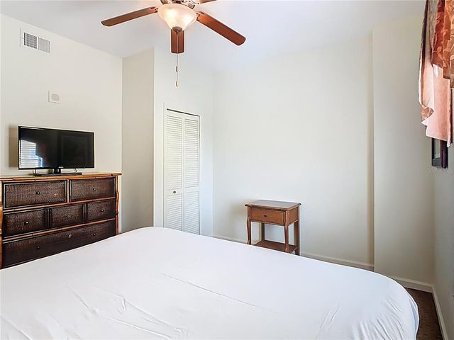 8101 RESORT VILLAGE DRIVE, Orlando, FL 32821