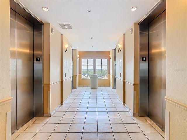 8101 RESORT VILLAGE DRIVE, Orlando, FL 32821
