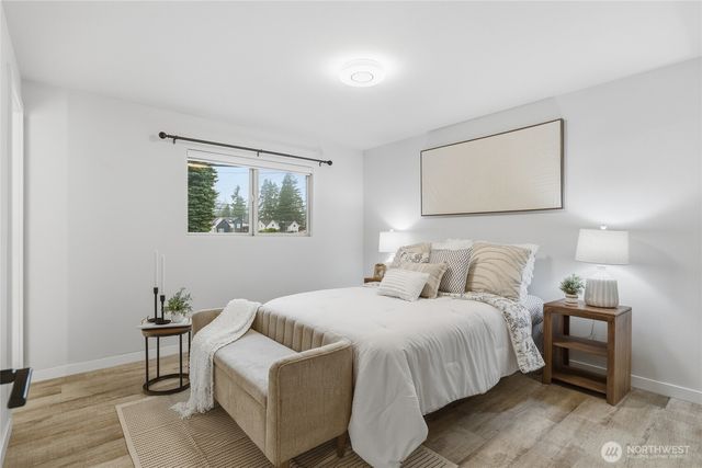 8253 NE 145th Street, Kirkland, WA 98034