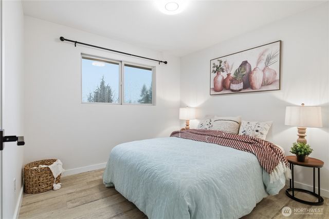 8253 NE 145th Street, Kirkland, WA 98034