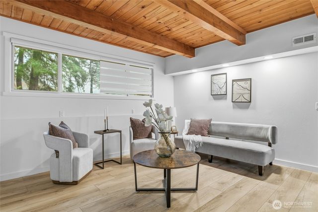 8253 NE 145th Street, Kirkland, WA 98034