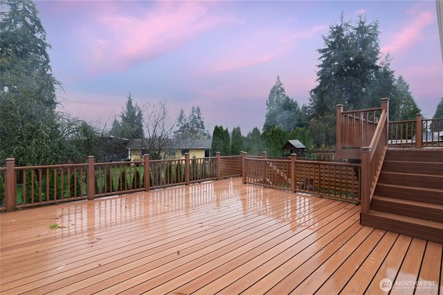 8253 NE 145th Street, Kirkland, WA 98034