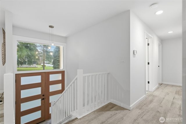 8253 NE 145th Street, Kirkland, WA 98034