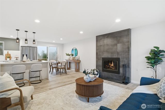 8253 NE 145th Street, Kirkland, WA 98034