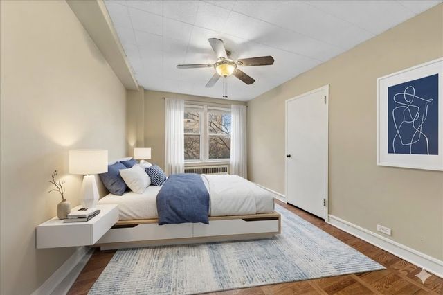 1585 RIDGE Avenue 502, Evanston, IL 60201