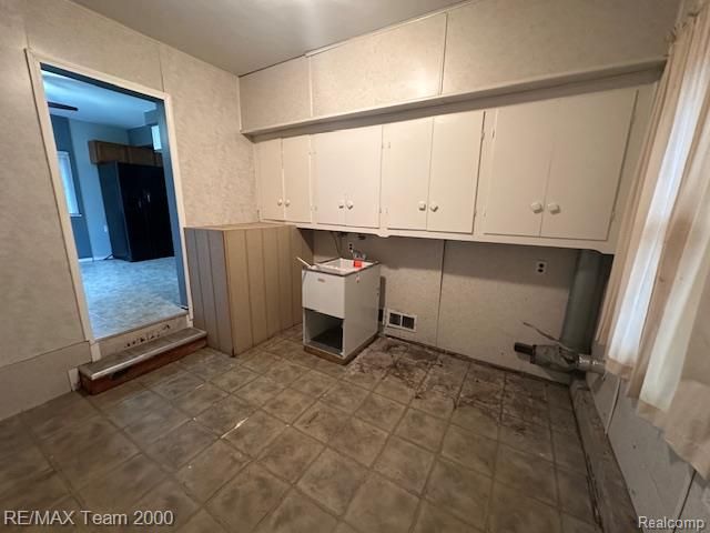 20175 Finley Street, Clinton Township, MI 48035