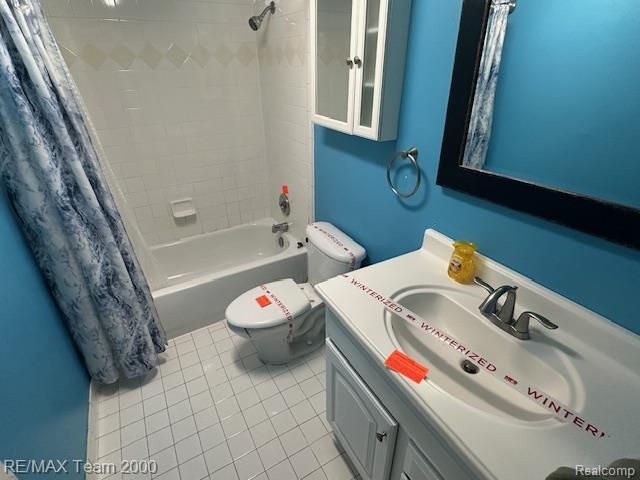 20175 Finley Street, Clinton Township, MI 48035