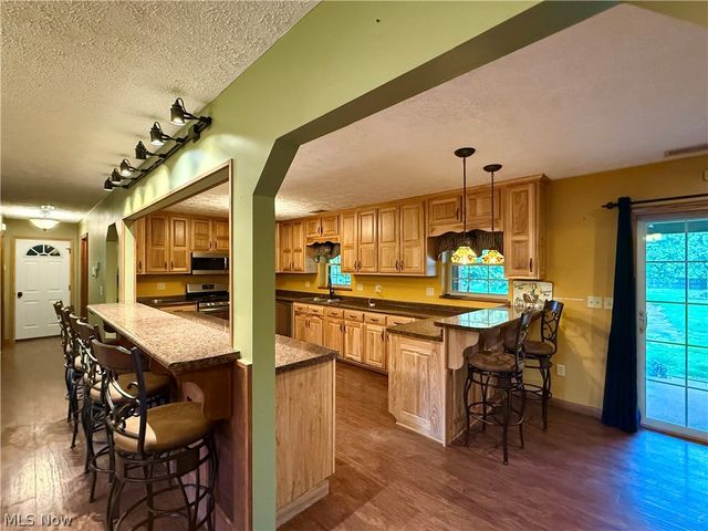 1533 N Pleasants Highway, St Marys, WV 26170