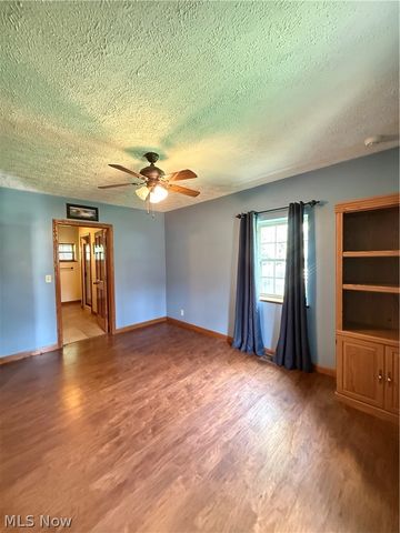 1533 N Pleasants Highway, St Marys, WV 26170