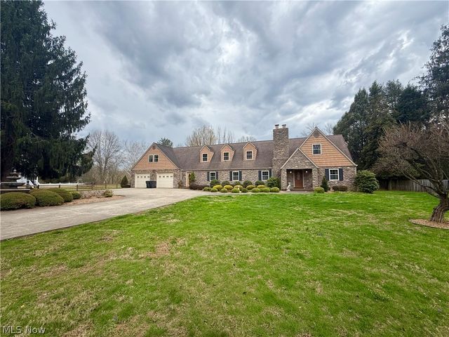 1533 N Pleasants Highway, St Marys, WV 26170