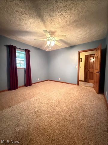 1533 N Pleasants Highway, St Marys, WV 26170