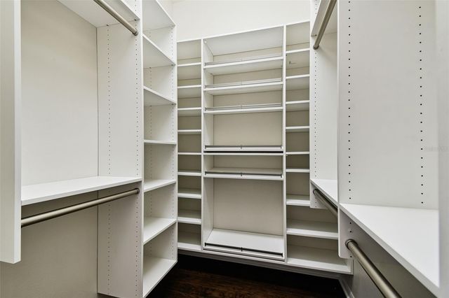 19547 MOSSY OAK COURT, Brooksville, FL 34601