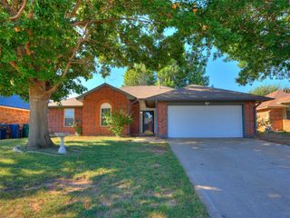 7920 NW 82nd Street, Oklahoma City, OK 73132