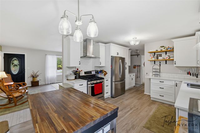 2467 Fenner Road, Muskegon, MI 49445