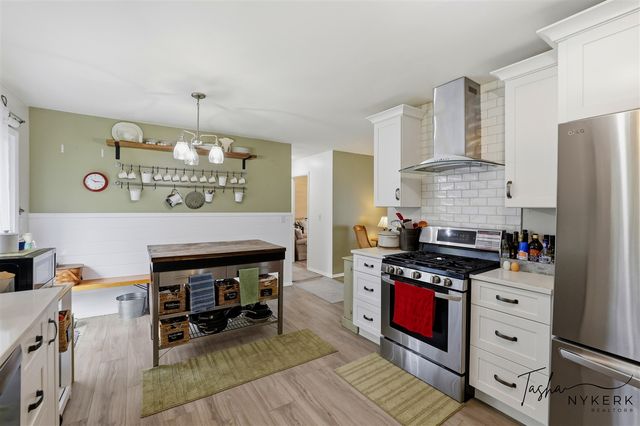 2467 Fenner Road, Muskegon, MI 49445