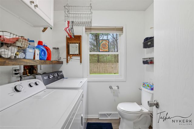 2467 Fenner Road, Muskegon, MI 49445