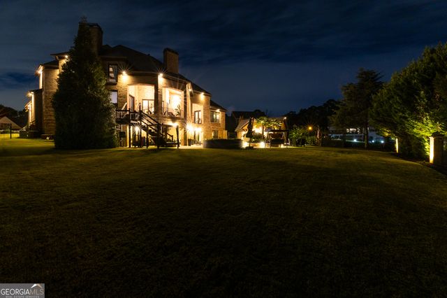 2417 Sunflower Drive, Hoschton, GA 30548