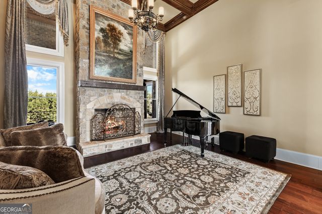 2417 Sunflower Drive, Hoschton, GA 30548