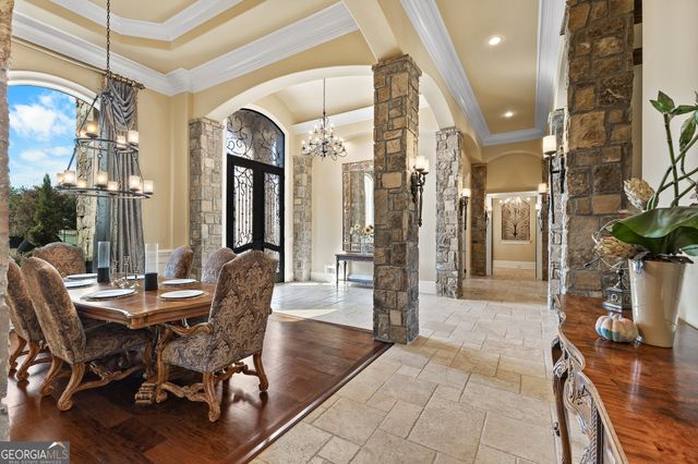 2417 Sunflower Drive, Hoschton, GA 30548