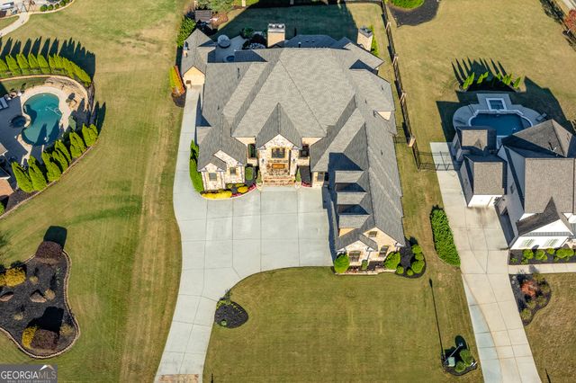 2417 Sunflower Drive, Hoschton, GA 30548