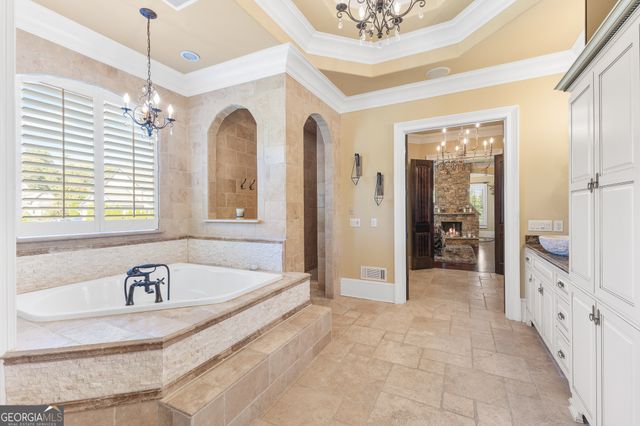 2417 Sunflower Drive, Hoschton, GA 30548