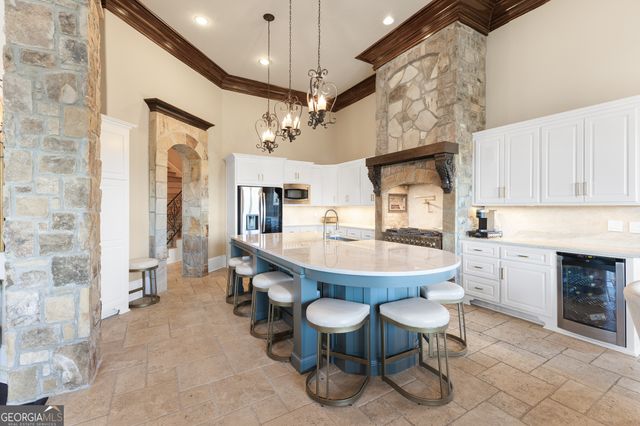 2417 Sunflower Drive, Hoschton, GA 30548