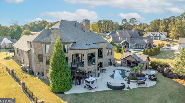 2417 Sunflower Drive, Hoschton, GA 30548