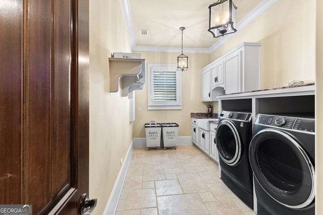 2417 Sunflower Drive, Hoschton, GA 30548