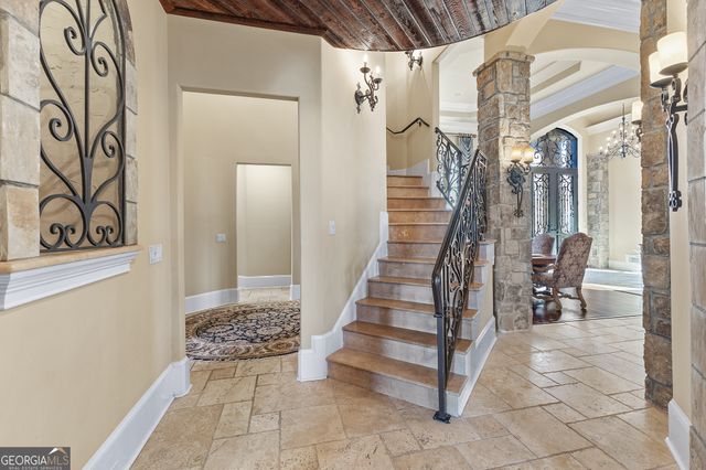 2417 Sunflower Drive, Hoschton, GA 30548