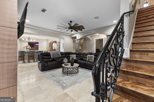 2417 Sunflower Drive, Hoschton, GA 30548