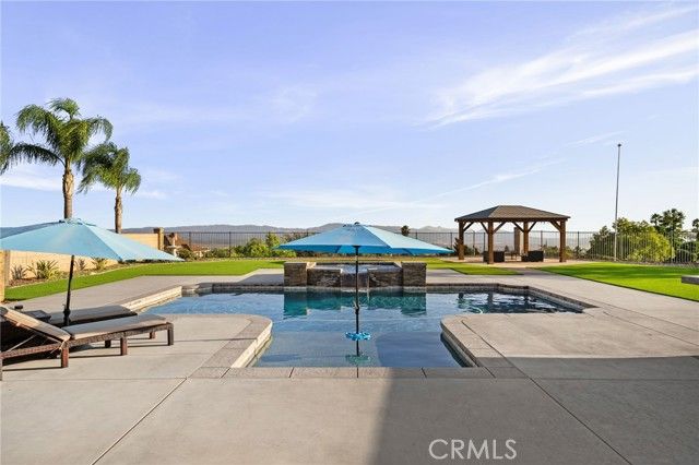 28929 Davis, Highland, CA 92346