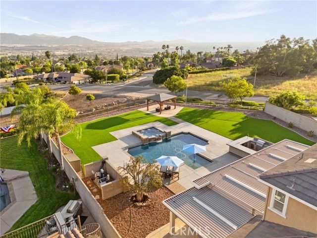 28929 Davis, Highland, CA 92346