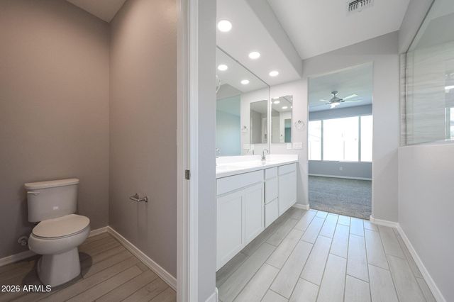 7048 W WINSTON Drive, Laveen, AZ 85339