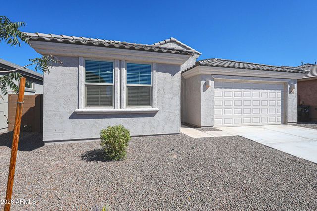 7048 W WINSTON Drive, Laveen, AZ 85339