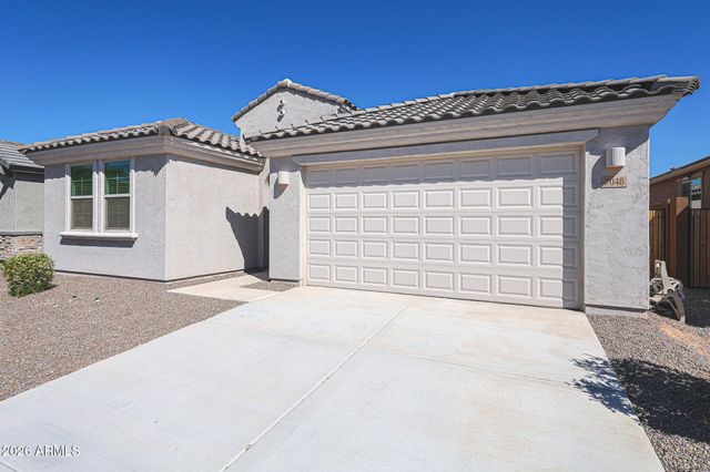 7048 W WINSTON Drive, Laveen, AZ 85339