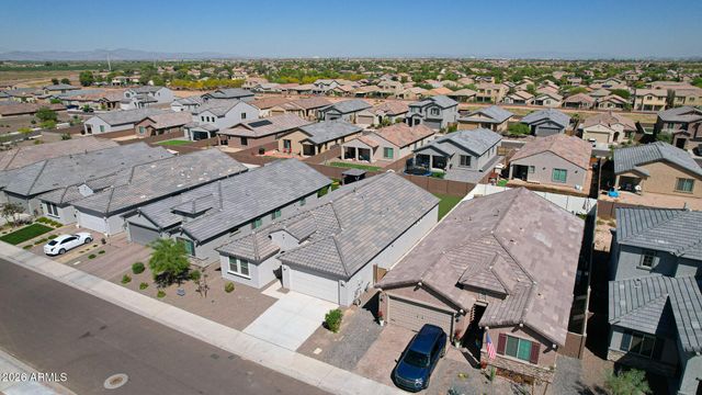 7048 W WINSTON Drive, Laveen, AZ 85339