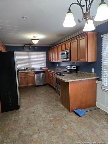 2218 Mirror Lake Drive, Fayetteville, NC 28303