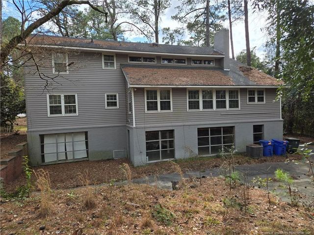 2218 Mirror Lake Drive, Fayetteville, NC 28303
