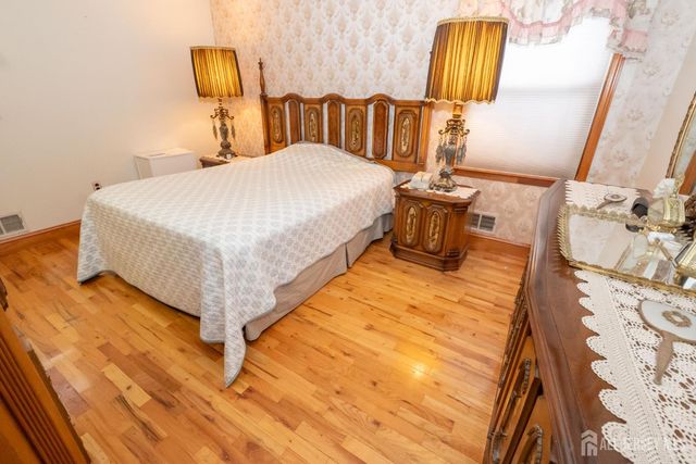 134 George Street, South River, NJ 08882