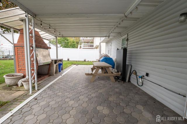 134 George Street, South River, NJ 08882