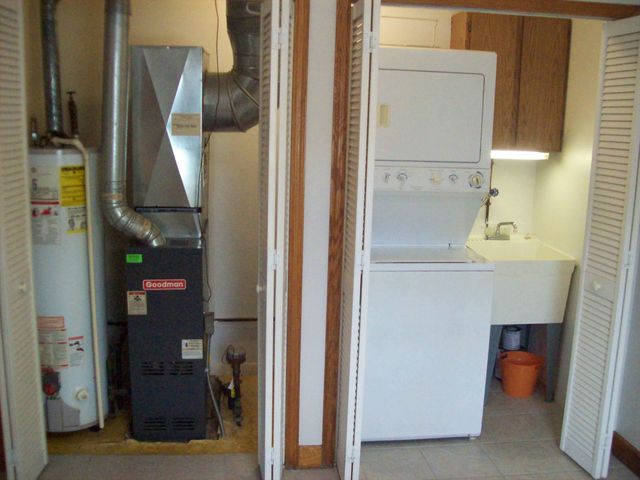 3243 Dakota Avenue, Flint, MI 48506