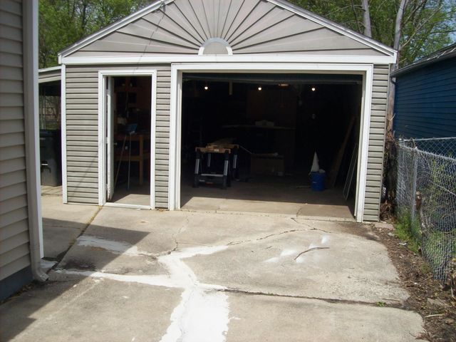3243 Dakota Avenue, Flint, MI 48506
